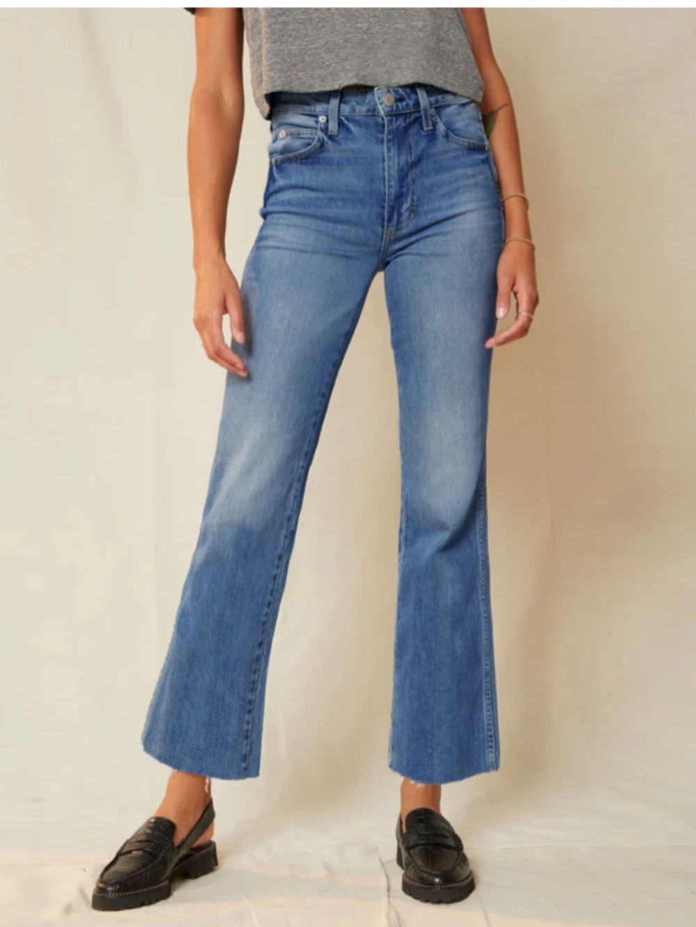 AMO High Rise Kick Crop Patience Jeans Size 27